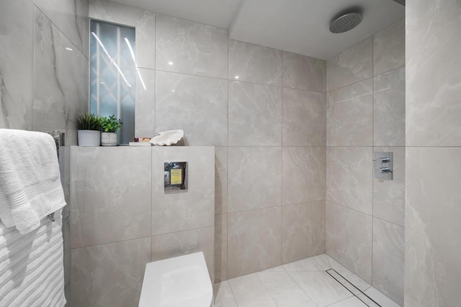 Luxurious 4 Bedroom In Kensington Ferienhaus *