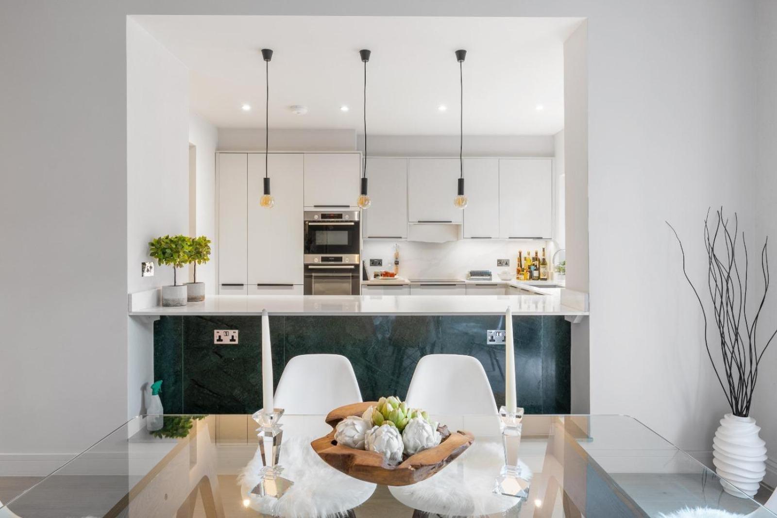 Luxurious 4 Bedroom In Kensington Casa vacanze Londra