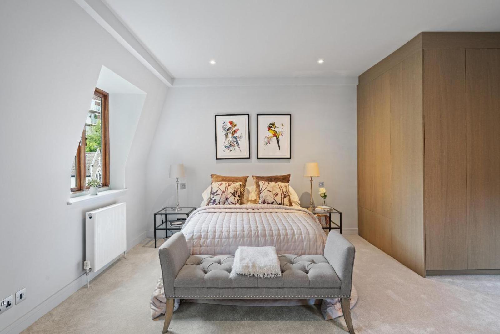 Luxurious 4 Bedroom In Kensington Londra