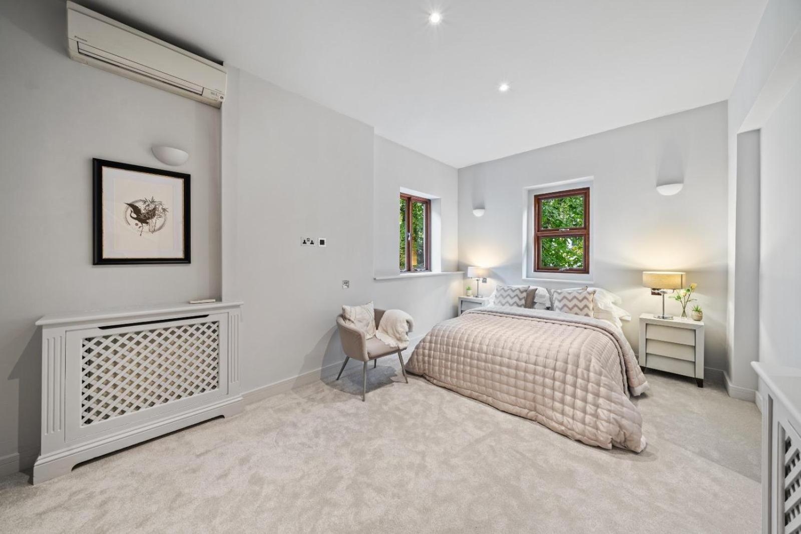 Luxurious 4 Bedroom In Kensington Casa vacanze