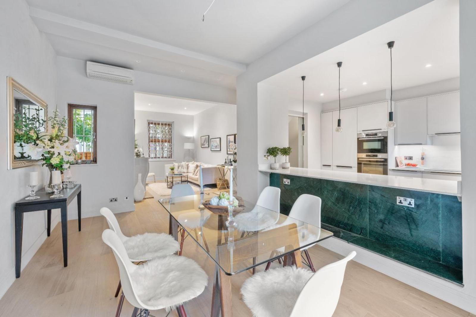 Casa vacanze Luxurious 4 Bedroom In Kensington