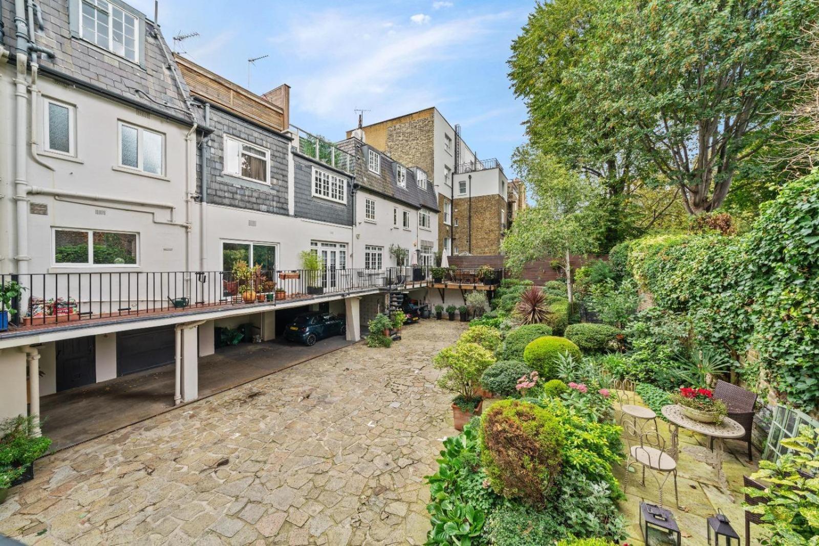 Luxurious 4 Bedroom In Kensington Londra