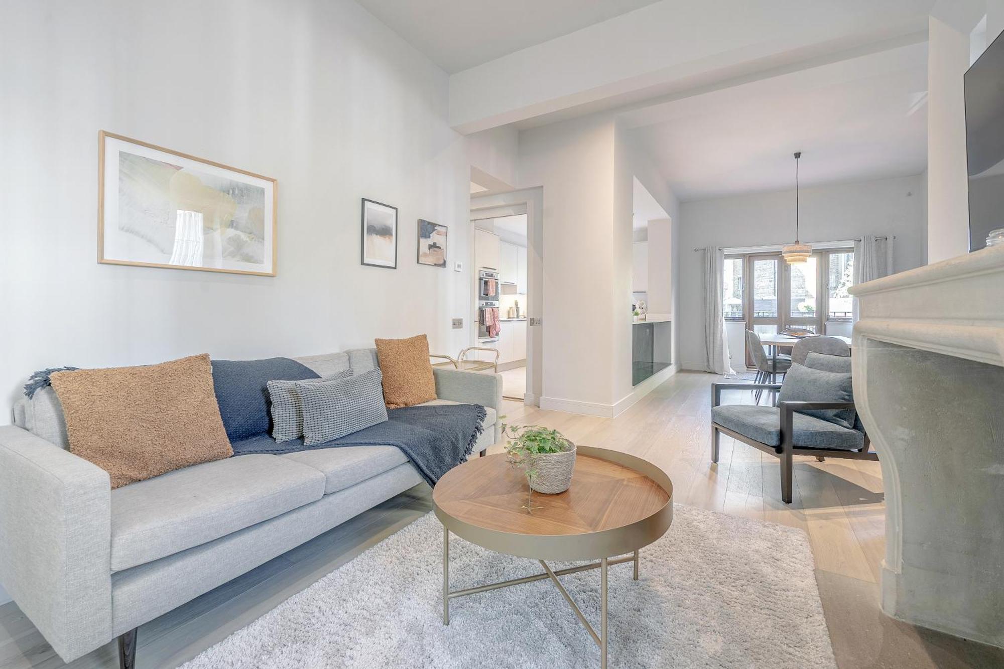 Luxurious 4 Bedroom In Kensington * London
